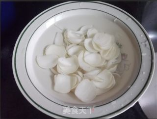 莲子百合雪耳红枣炖冰糖的做法步骤：6