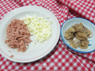 腊肠三明治的做法步骤：2