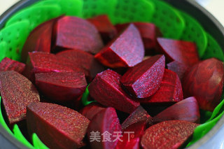 甜菜头胡萝卜沙拉的做法步骤：1