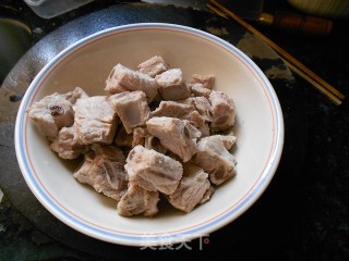 蜜汁排骨的做法步骤：2