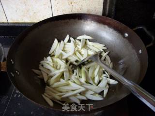 苏北土味----------茭白烧豆腐的做法步骤：5