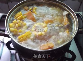 清甜好喝 南瓜玉米排骨汤的做法步骤：4