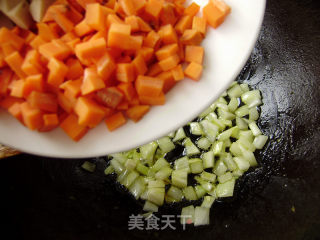 健康主食----菠菜叶炒米饭的做法步骤：4