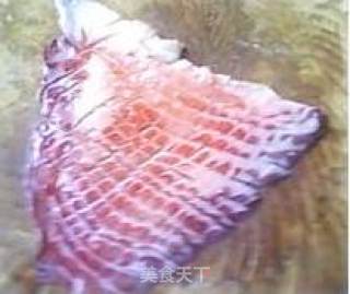 鱿鱼炒菜椒的做法步骤：2