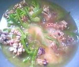 鱿鱼炒菜椒的做法步骤：12