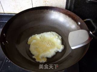 虾仁蛋炒饭的做法步骤：5