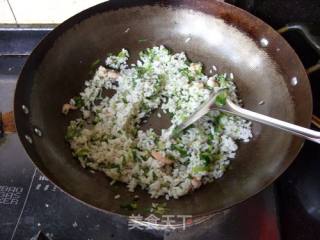 虾仁蛋炒饭的做法步骤：11