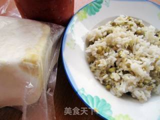 番茄绿豆焗饭的做法步骤：1