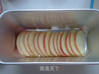 低热量好美味----苹果土司派的做法步骤：3