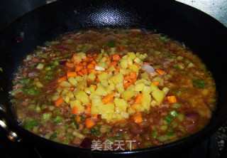 节日餐桌上的面条也精彩---彩丁拌面的做法步骤：13