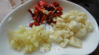 萝卜菜炒毛豆的做法步骤：3