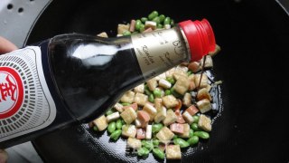 毛豆烧臭豆腐的做法步骤：10