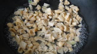 毛豆拌萝卜干的做法步骤：4