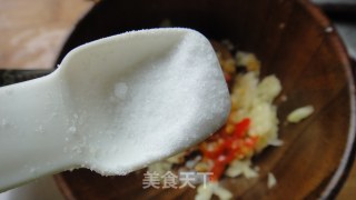 毛豆拌萝卜干的做法步骤：8