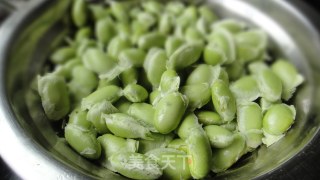 鸡烧毛豆的做法步骤：2