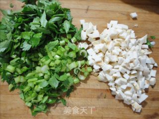 竽头芹菜海米粥的做法步骤：5