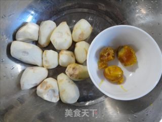 蛋黄焗芋头的做法步骤：1