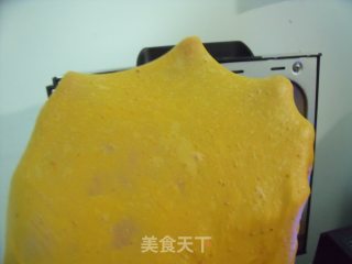 做个营养滋补的养生面包---枸杞吐司的做法步骤：2