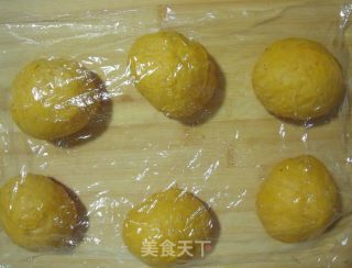 做个营养滋补的养生面包---枸杞吐司的做法步骤：5