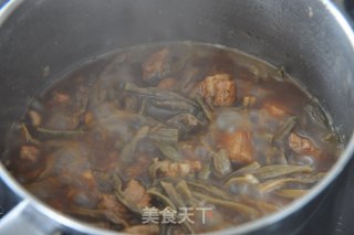 干豆角烧猪肩肉的做法步骤：6