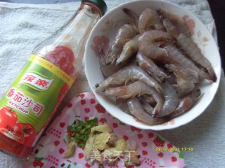 茄汁基围虾的做法步骤：1