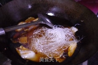 萝卜丸子炖粉丝白菜的做法步骤：7