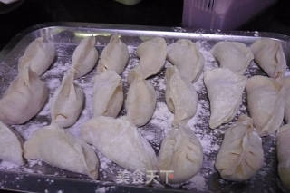 胡萝卜肉馅蒸饺的做法步骤：10