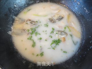 竽头鱼汤的做法步骤：11