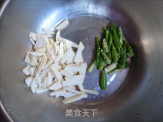竽头炒肉丝的做法步骤：8
