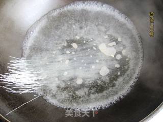 白菜粉丝炖豆腐的做法步骤：5