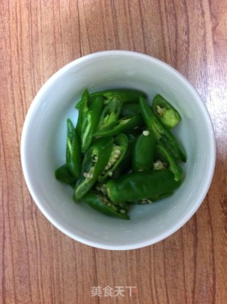 芝麻小银鱼的做法步骤：1