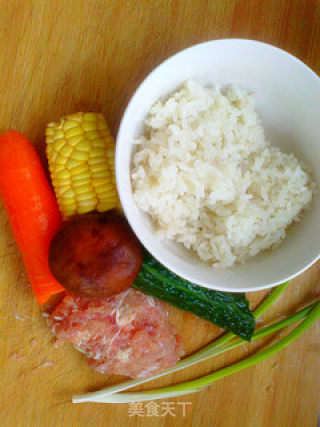 十分钟花样炒饭—家庭版扬州炒饭的做法步骤：1