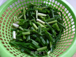 大蒜素鸡炒肉丝的做法步骤：2