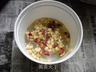 茉莉玫瑰银耳羹的做法步骤：3