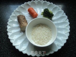 强肾壮骨润肺和胃的---【西蓝花山药粥】的做法步骤：1