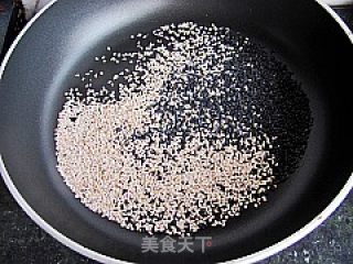馋嘴小吃---雪影南瓜饼的做法步骤：2