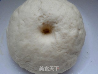 风味独特----苹果披萨的做法步骤：2