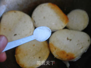 简单美味五步走——快手油炕馍片的做法步骤：4