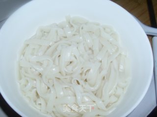 牛肉粿条汤的做法步骤：10