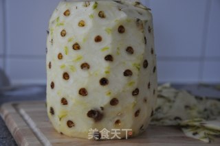 酸酸甜甜的 菠萝朗母牛角包的做法步骤：4