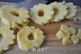 酸酸甜甜的 菠萝朗母牛角包的做法步骤：6