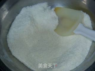 下午茶轻松做：美味椰蓉球的做法步骤：2