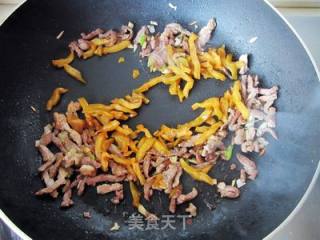 榨菜肉丝炒高粱米饭的做法步骤：7