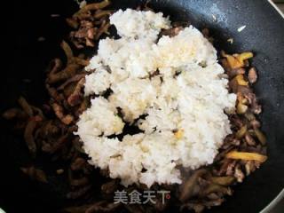 榨菜肉丝炒高粱米饭的做法步骤：8