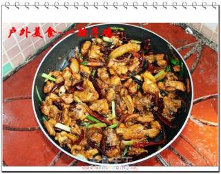 户外美食4---辣子鸡的做法步骤：7