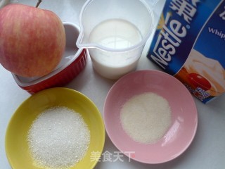 果香嫩滑----苹果奶油布丁的做法步骤：1
