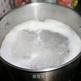 “蘑”力“食”足——香菇鸡腿竹荪汤的做法步骤：5