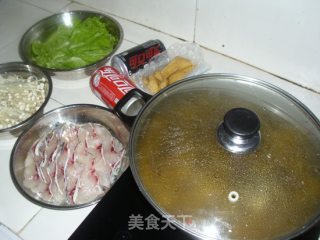 酸菜鱼火锅的做法步骤：13