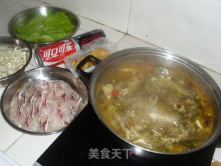 酸菜鱼火锅的做法步骤：14