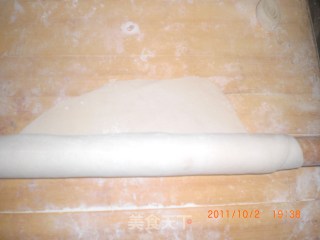 栗蓉油酥饼的做法步骤：1